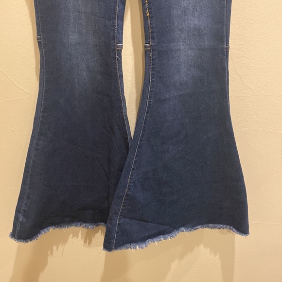 NWOT Lucky & Blessed Flare Jeans size 4 - Picture 3 of 6